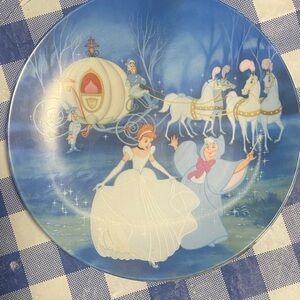 VINTAGE Disney Collectible Cinderella Bibbidi-Bobbidi-Boo & A Dream is a Wish